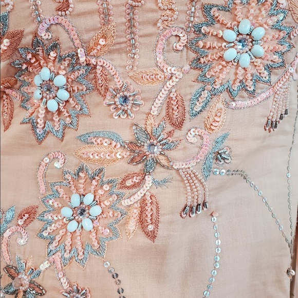 Light cotton suit with bronze, white and silver beadwork and embroidery - Picture 3 of 3